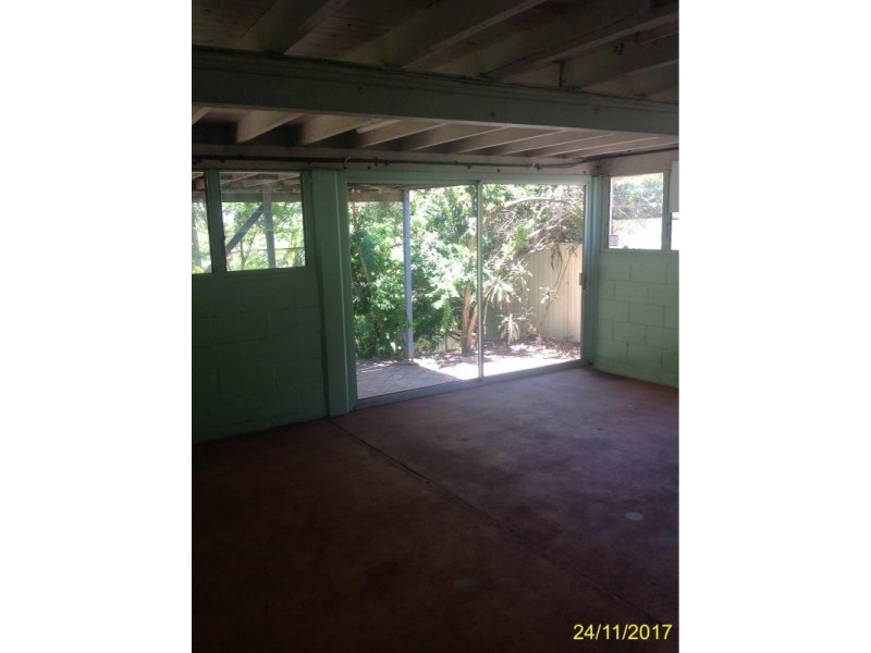 13 Grayson Street, West Gladstone QLD 4680