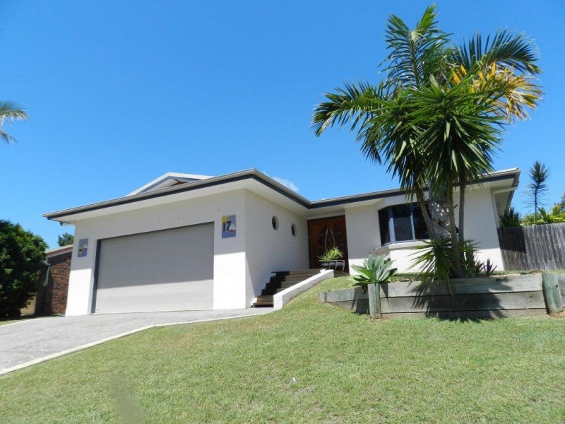 17 Sharyn Drive, New Auckland QLD 4680