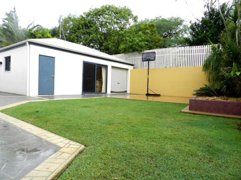 17 Sharyn Drive, New Auckland QLD 4680