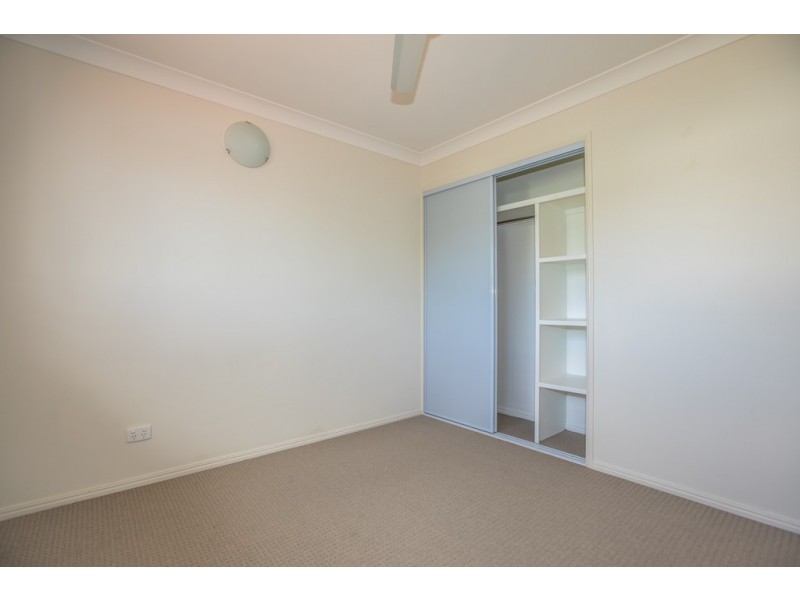 8 Huntington Court, New Auckland QLD 4680