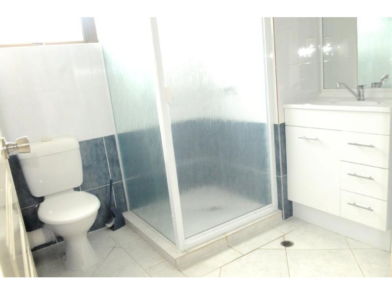 Unit 4/253 Auckland Street, South Gladstone QLD 4680