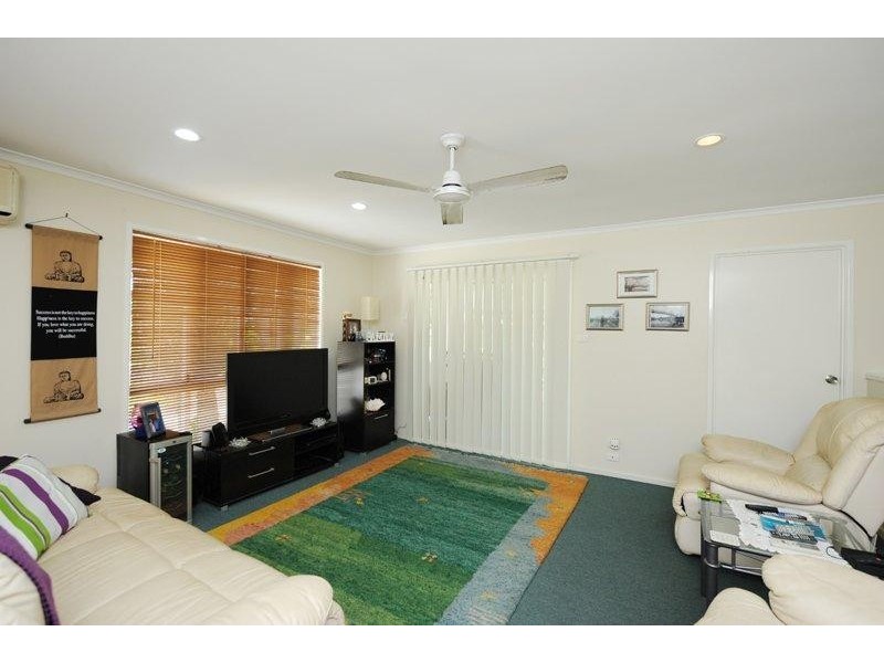 23 Alexander Street, Boyne Island QLD 4680