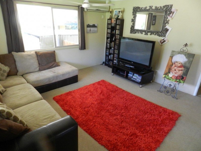 51  Squire Street, Toolooa QLD 4680