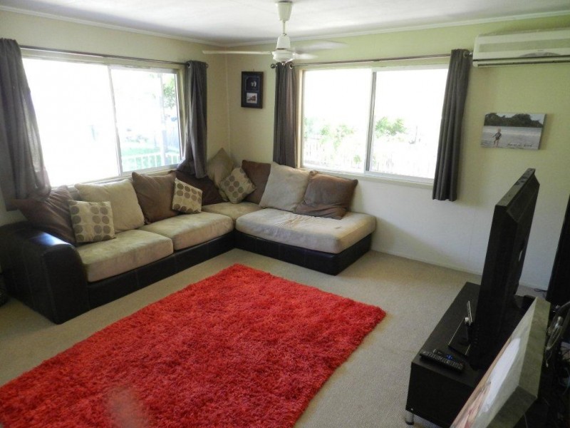 51  Squire Street, Toolooa QLD 4680