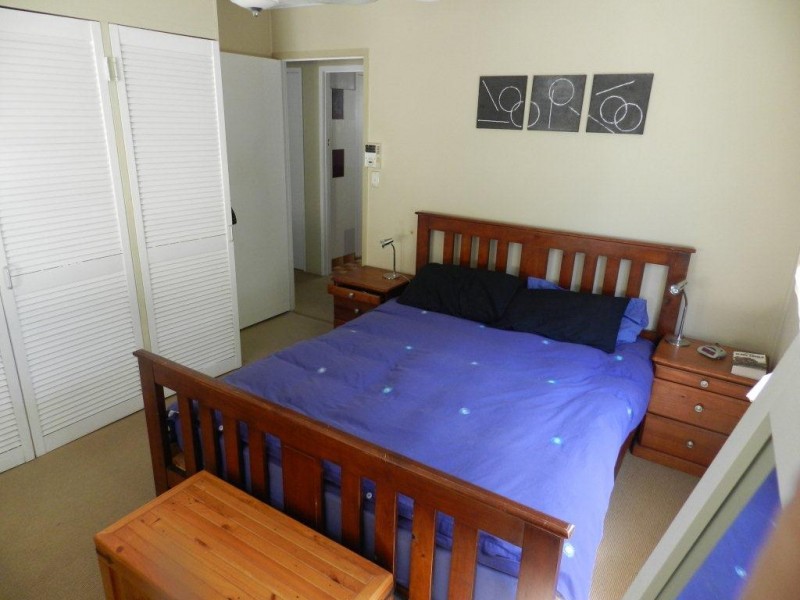 51  Squire Street, Toolooa QLD 4680