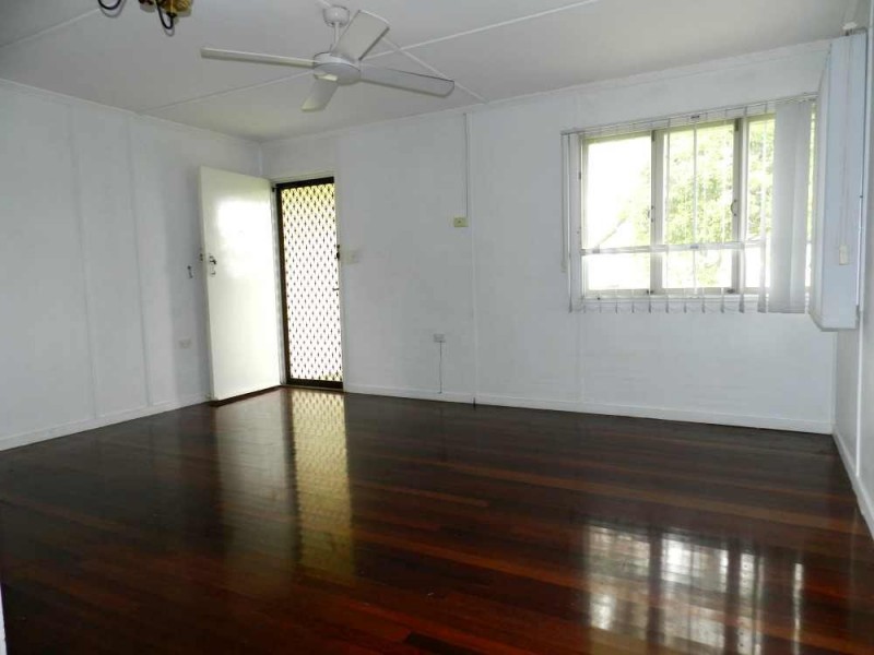 15 McCray Street, Barney Point QLD 4680