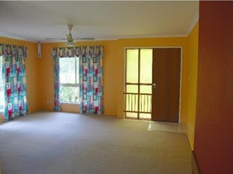 - BEERWAH, Beerwah QLD 4519