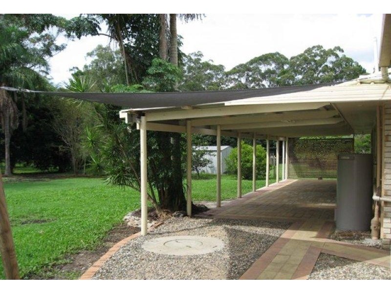 - BEERWAH, Beerwah QLD 4519