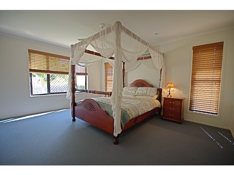 8 Tina Drive, Tannum Sands QLD 4680