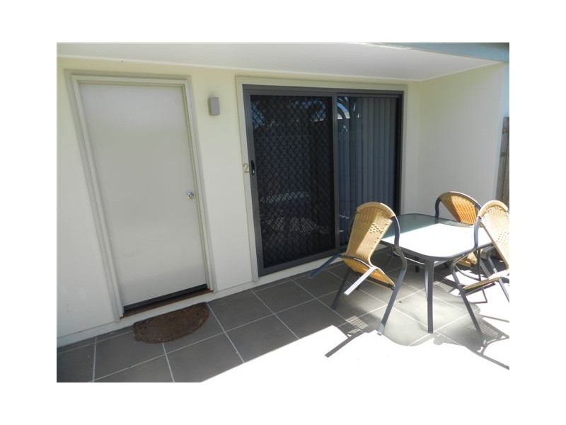 2/24 Kent Street, West Gladstone QLD 4680