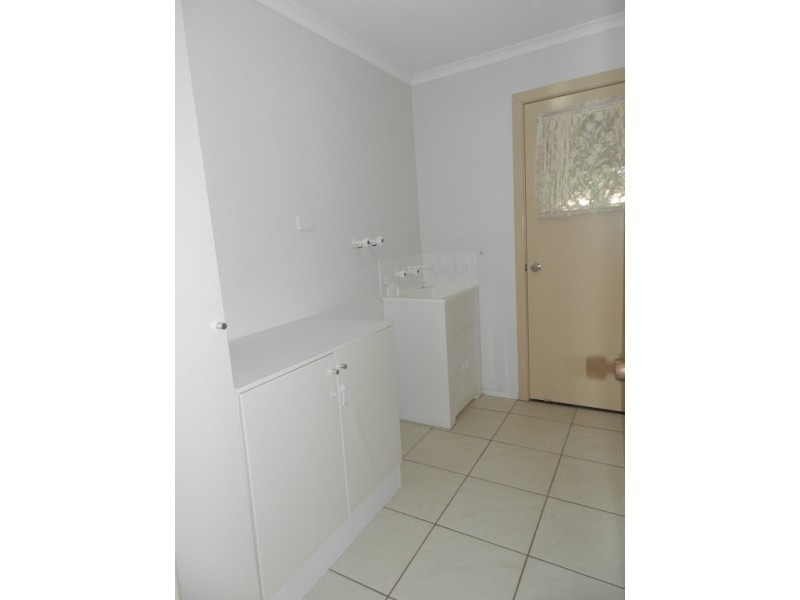 15 sharyn Drive, New Auckland QLD 4680