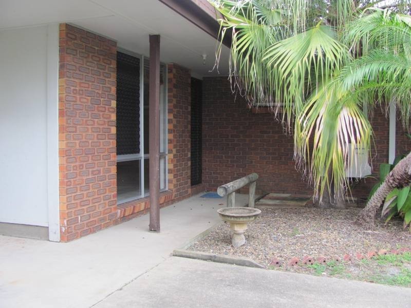 6 Andrew Court, Boyne Island QLD 4680
