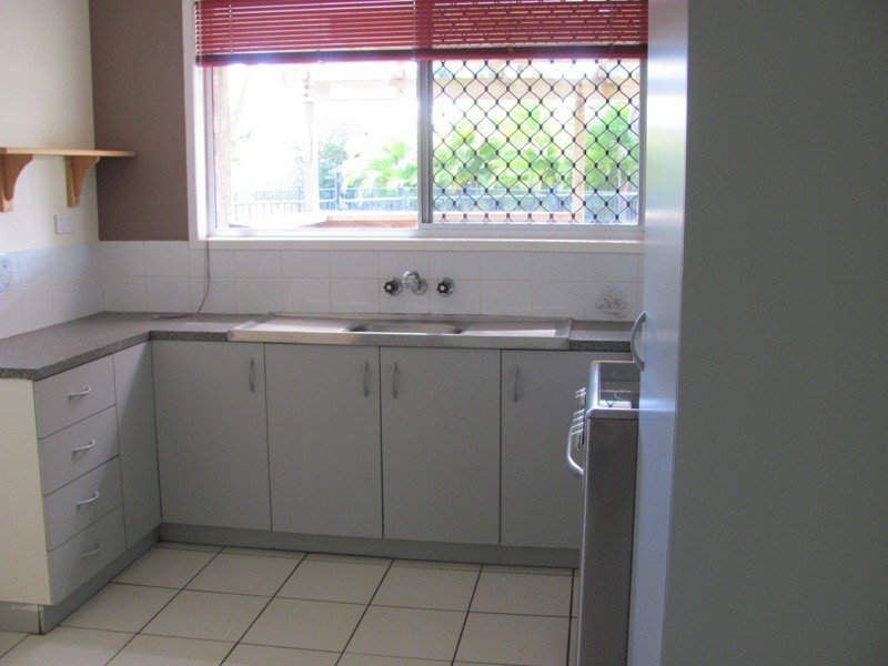 6 Andrew Court, Boyne Island QLD 4680