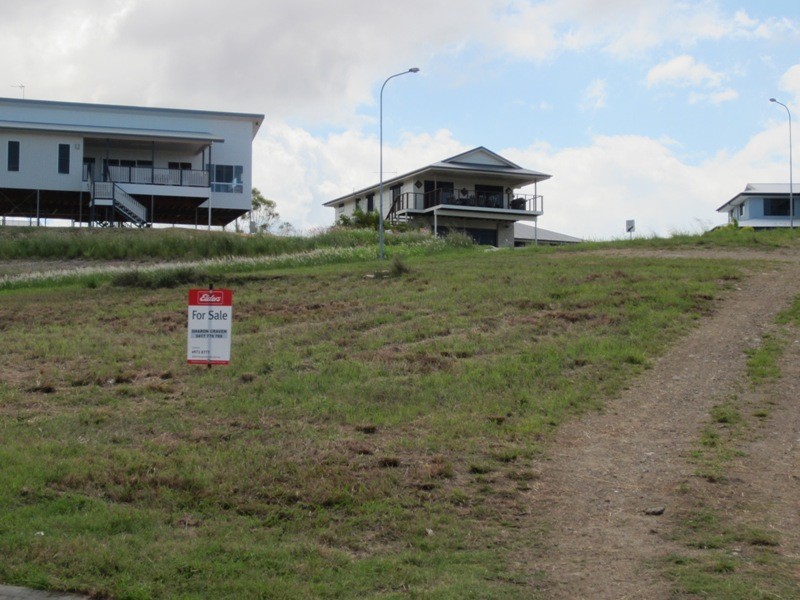 8 Jenny Lind Court, Boyne Island QLD 4680