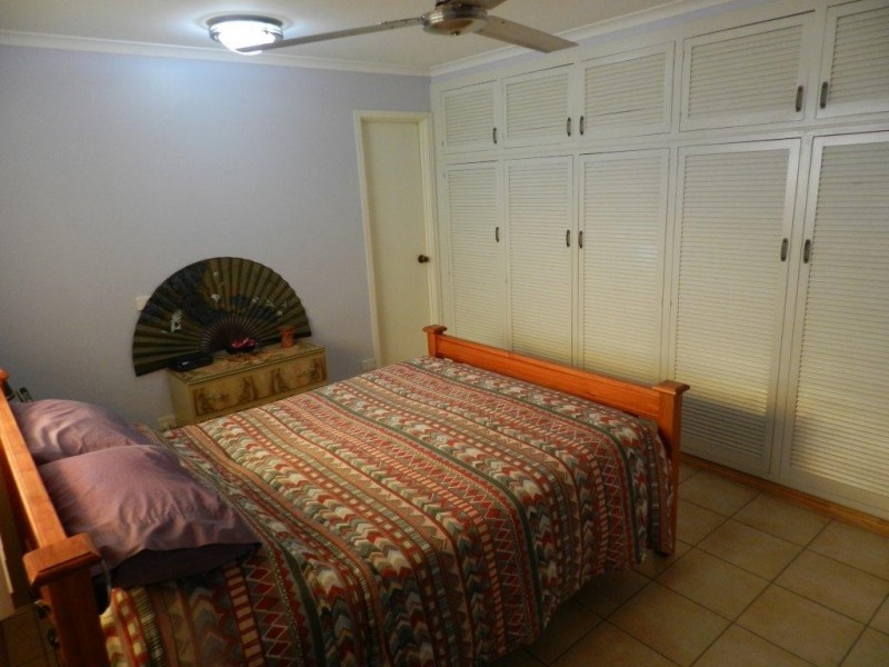 15 Allunga Drive, Glen Eden QLD 4680