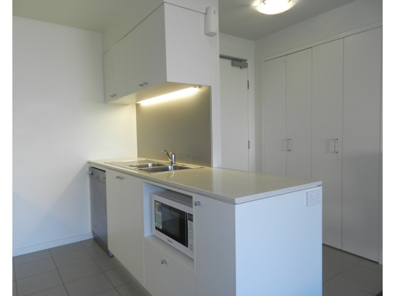 17/17 Roseberry Street, Gladstone QLD 4680