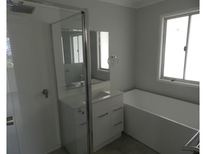 68 Dalrymple Drive, Toolooa QLD 4680