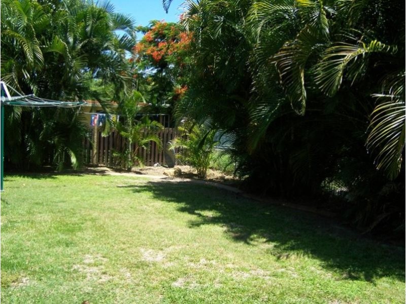 77 Tarcoola Drive, Boyne Island QLD 4680