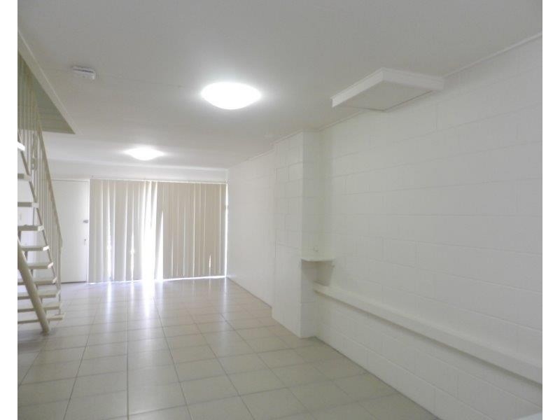 5/21 Charles Street, West Gladstone QLD 4680