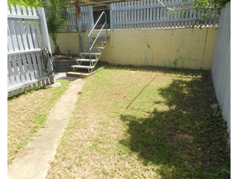 5/21 Charles Street, West Gladstone QLD 4680