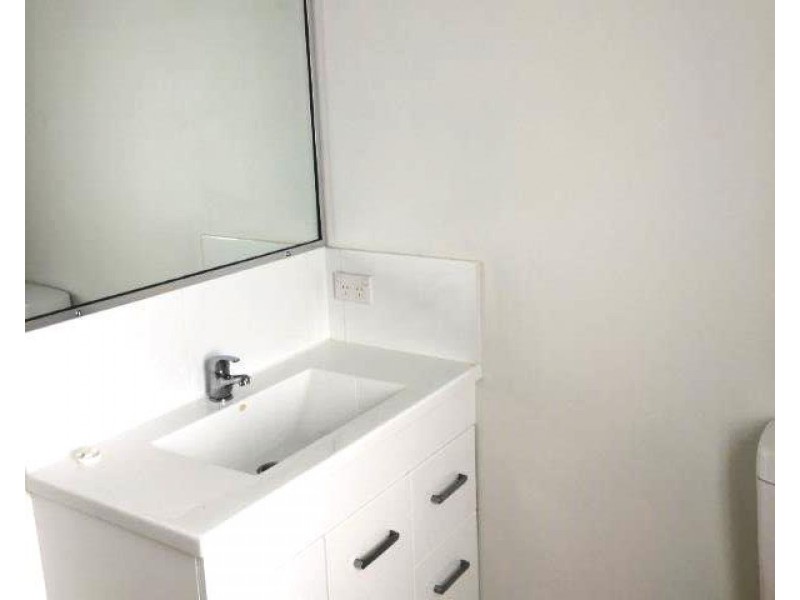 2/18 McCann Street, South Gladstone QLD 4680