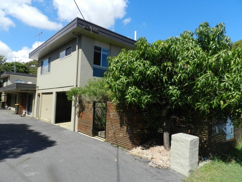 Unit 1/33  Watt Street, West Gladstone QLD 4680