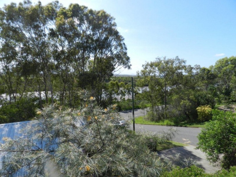 Unit 1/33  Watt Street, West Gladstone QLD 4680