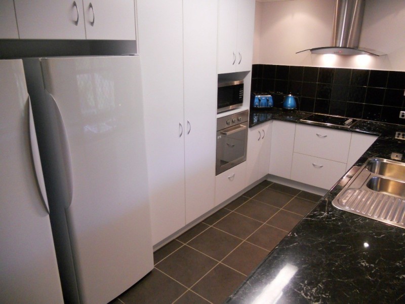 13  Golf View Drive, Boyne Island QLD 4680