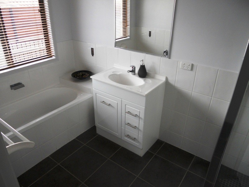 13  Golf View Drive, Boyne Island QLD 4680