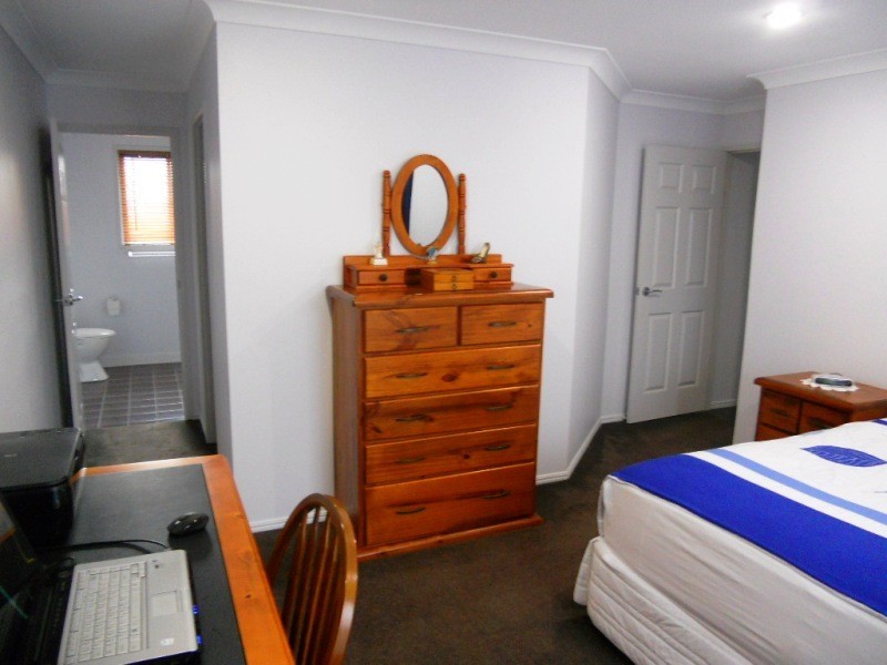 13  Golf View Drive, Boyne Island QLD 4680