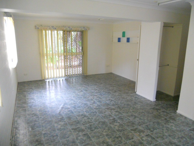 4 Yukana Street, Boyne Island QLD 4680