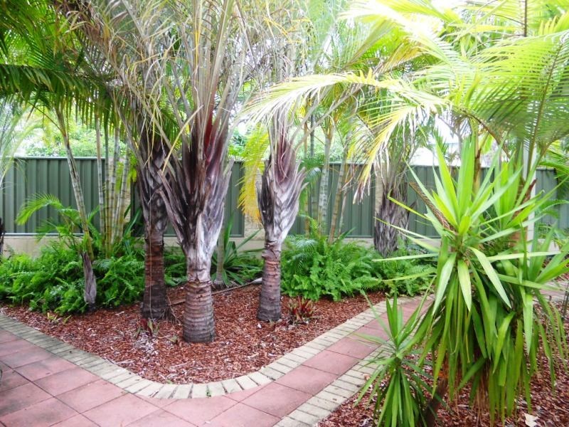 4 Yukana Street, Boyne Island QLD 4680