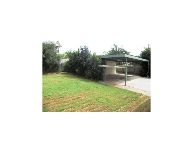 29 Wyndham Avenue, Boyne Island QLD 4680