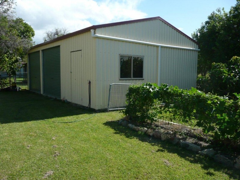 22 Bonar Street, South Gladstone QLD 4680