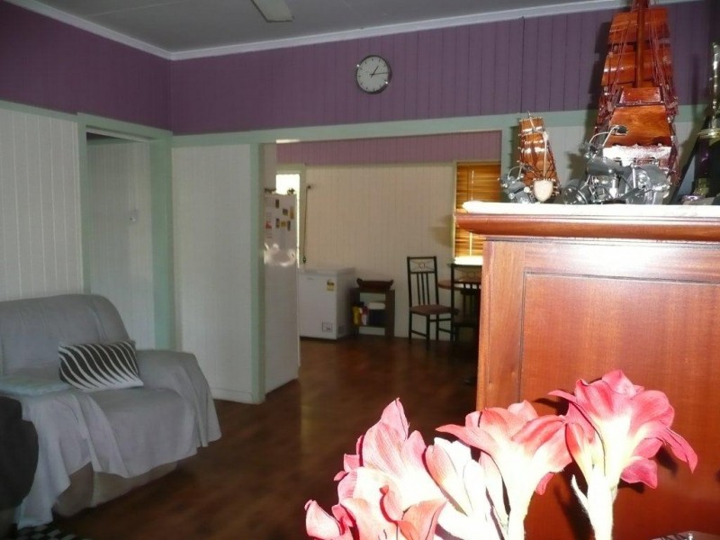 22 Bonar Street, South Gladstone QLD 4680