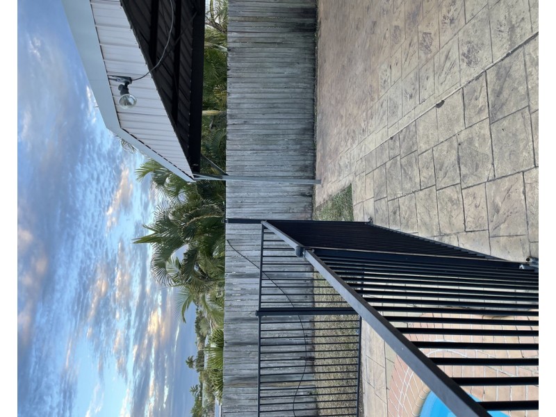 9 Wattora Close, Boyne Island QLD 4680