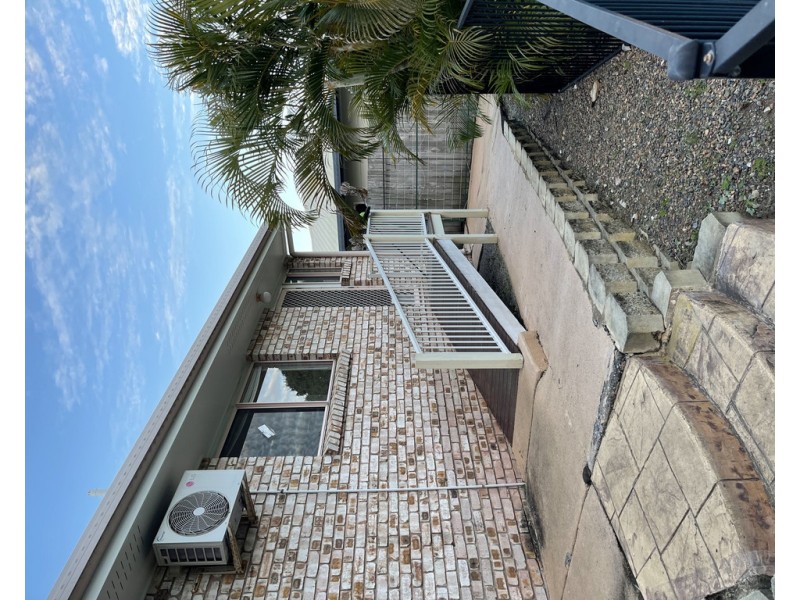 9 Wattora Close, Boyne Island QLD 4680