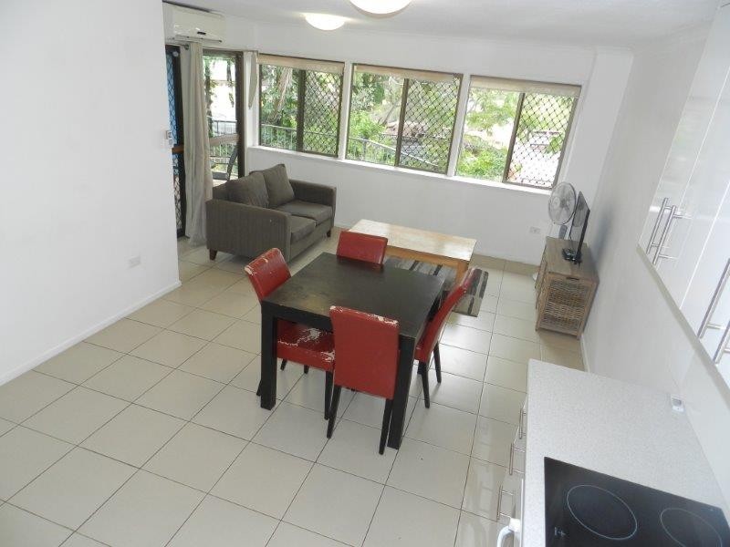 Unit 3/8 Yarroon Street, Gladstone QLD 4680