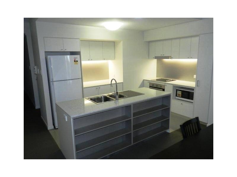 126/75 Central Lane, Gladstone City QLD 4680