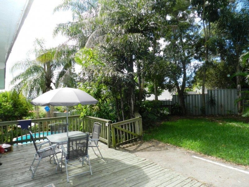 10 Berringar Lane, West Gladstone QLD 4680