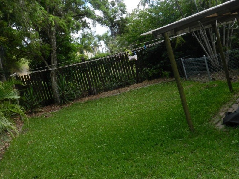 10 Berringar Lane, West Gladstone QLD 4680