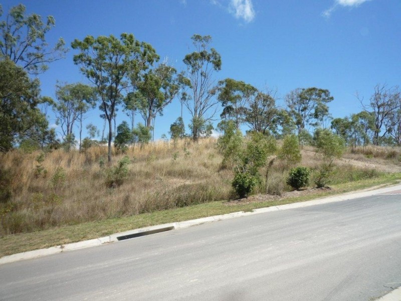 3 Tree Tops Close, Kirkwood QLD 4680