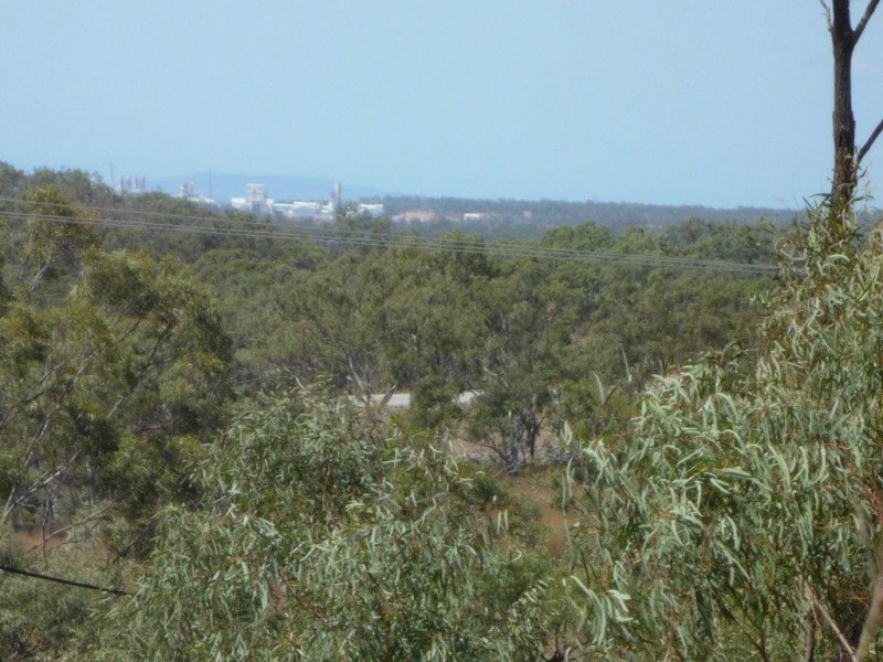 3 Tree Tops Close, Kirkwood QLD 4680