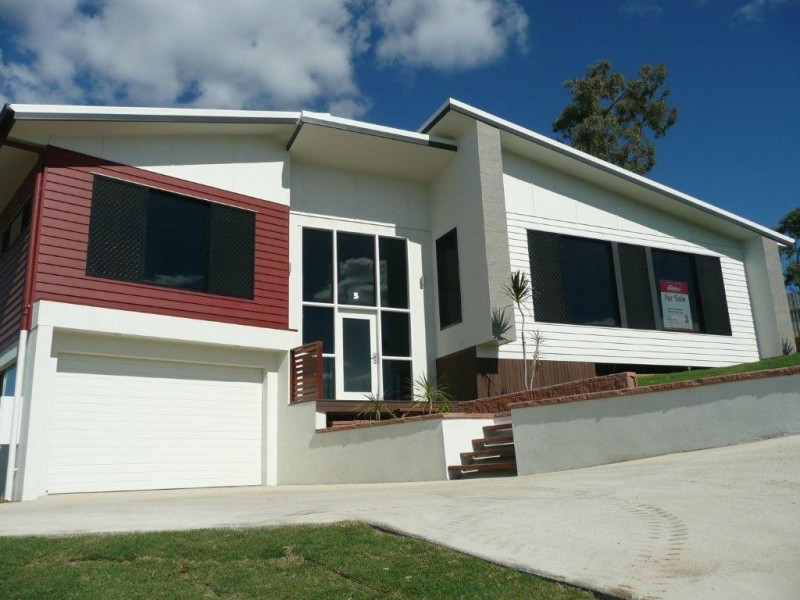 5 Eucalyptus Place, Kirkwood QLD 4680