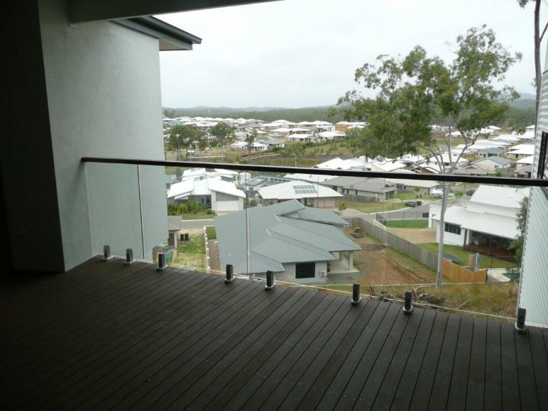 5 Eucalyptus Place, Kirkwood QLD 4680