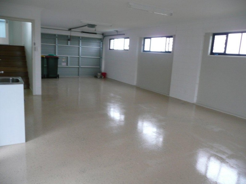 5 Eucalyptus Place, Kirkwood QLD 4680