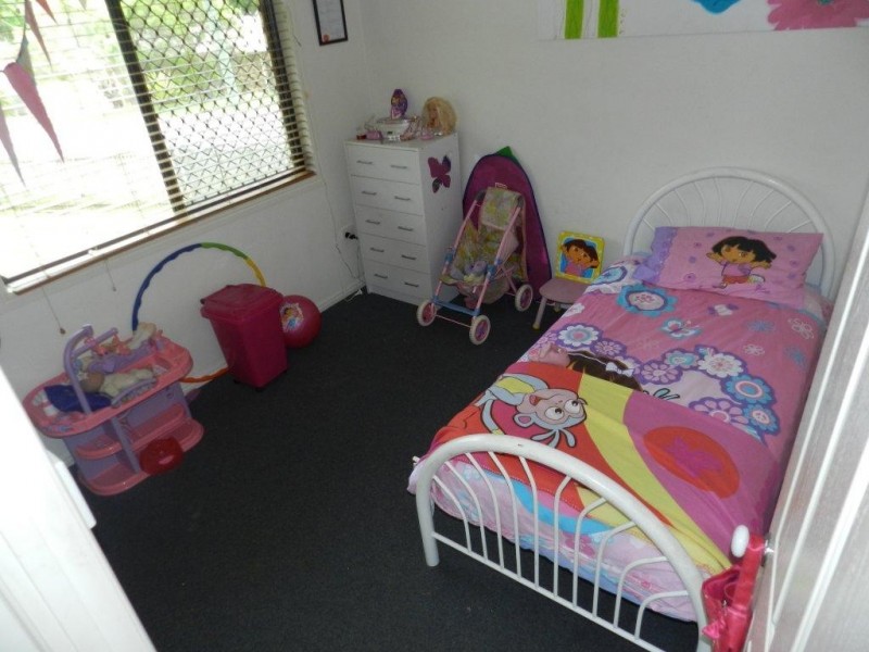2 Kerry Court, New Auckland QLD 4680