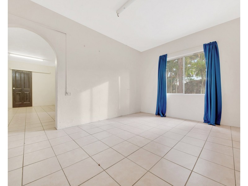 13 Butler Street, New Auckland QLD 4680