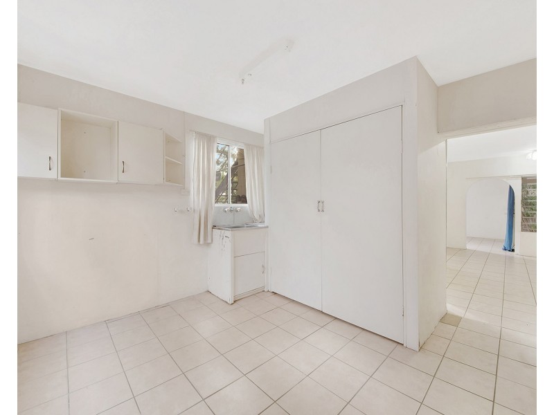 13 Butler Street, New Auckland QLD 4680