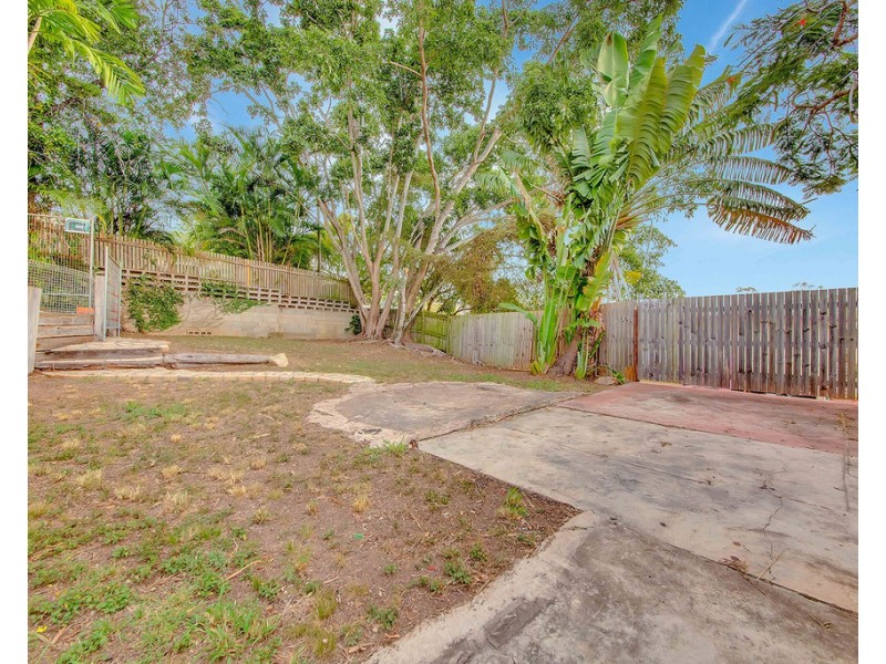 13 Butler Street, New Auckland QLD 4680